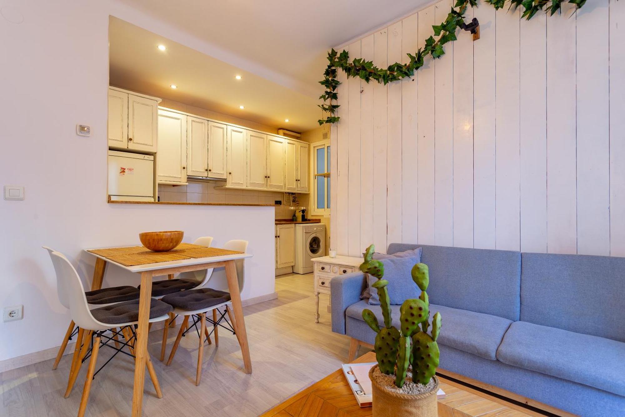 Cosy Apartment. 10Min Walk To The Beach & Train Таррагона Екстер'єр фото
